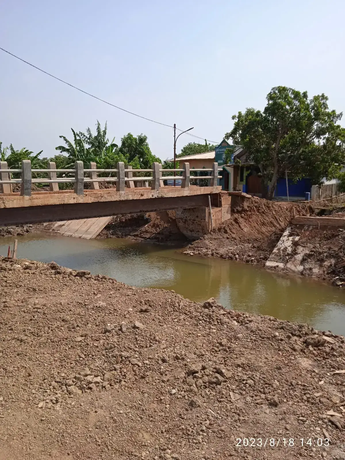 Pekerjaan pembuatan syphon di lokasi proyek