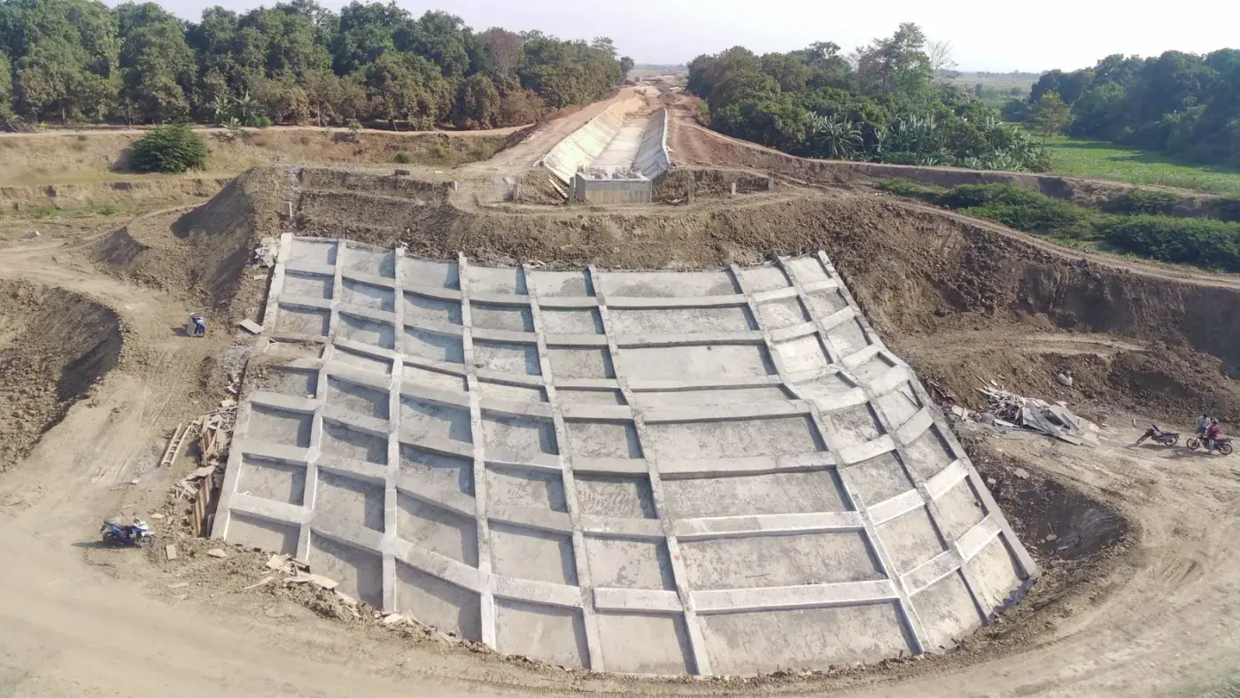 Detail pekerjaan saluran bentuk talang